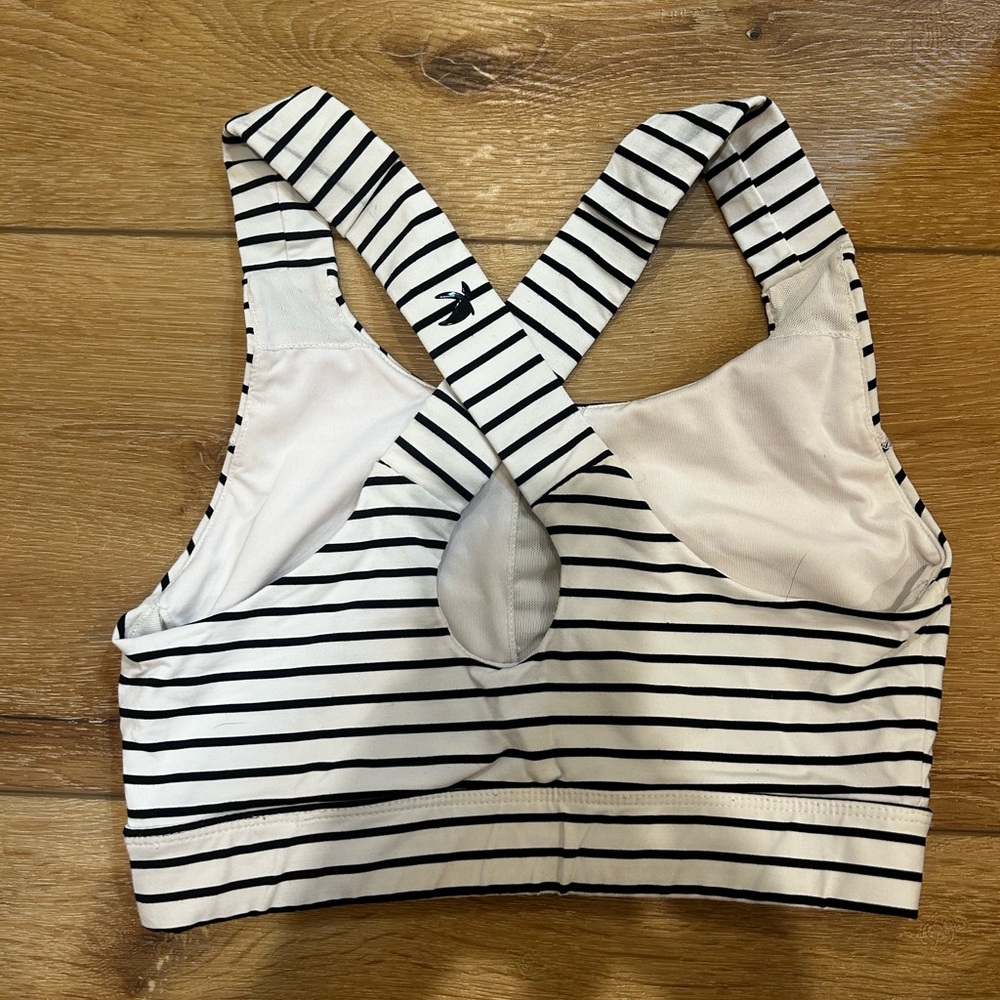 Crossed back Sports bra